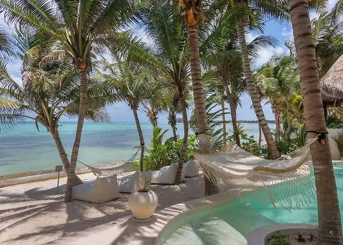 New 3br Private Beachfront With Pool At Soliman Villa