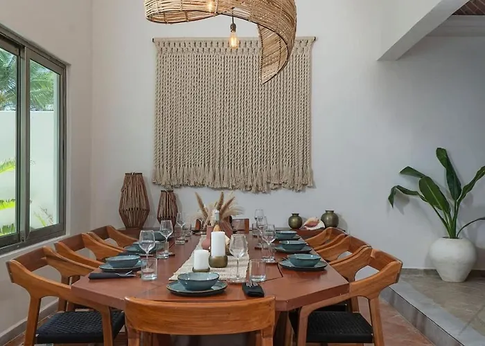 New 3br Private Beachfront With Pool At Soliman *
